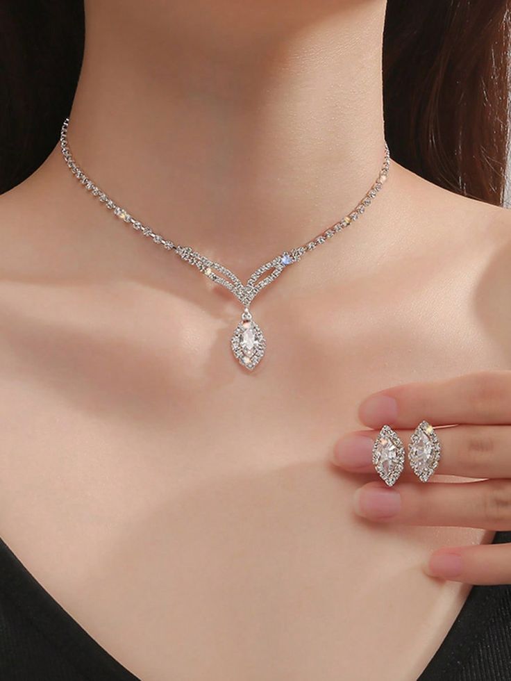 Silver-Toned Crystal Bridal/Party Necklace Set
